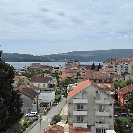 Jovanovic Apartment Tivat Eksteriør billede