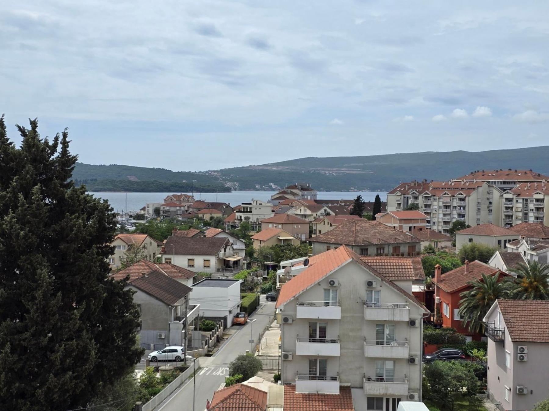 Jovanovic Apartment Tivat Eksteriør billede